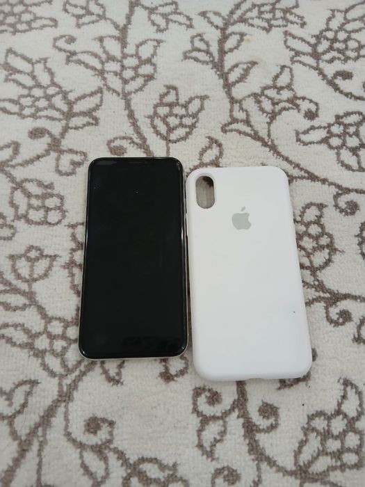 Iphone xs сотилади тел родной очилмаган