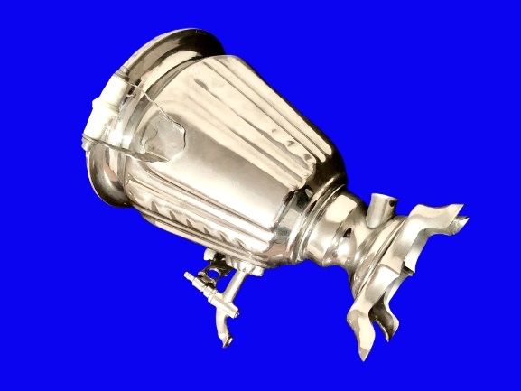 ЦЕНА - 40€. НОВ Руски Самовар - 1976г.