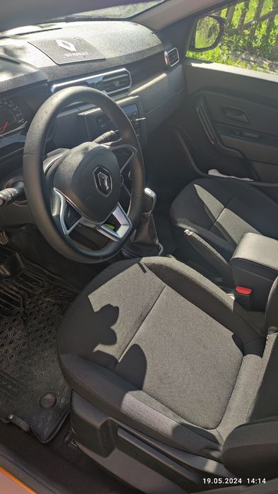 Автомобиль Рено Дастер