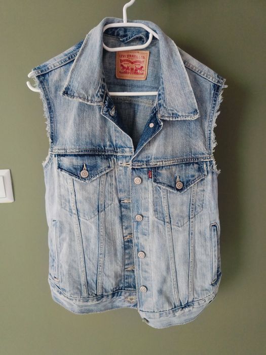 Дънков елек Levis