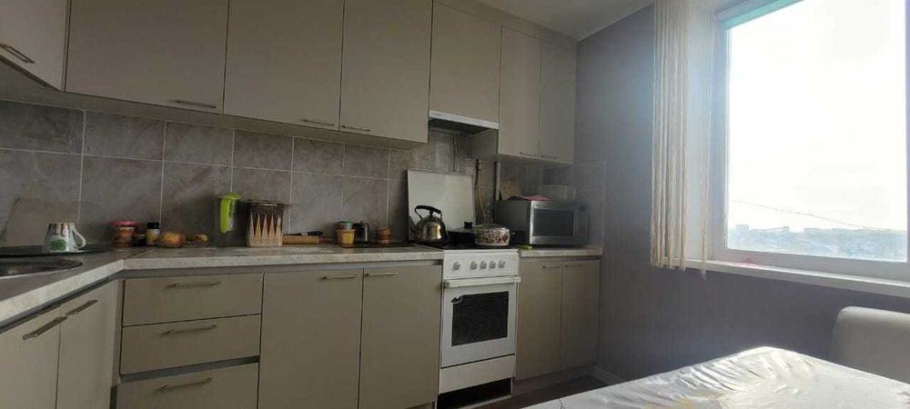 Продается 2х квартира 8 мкр