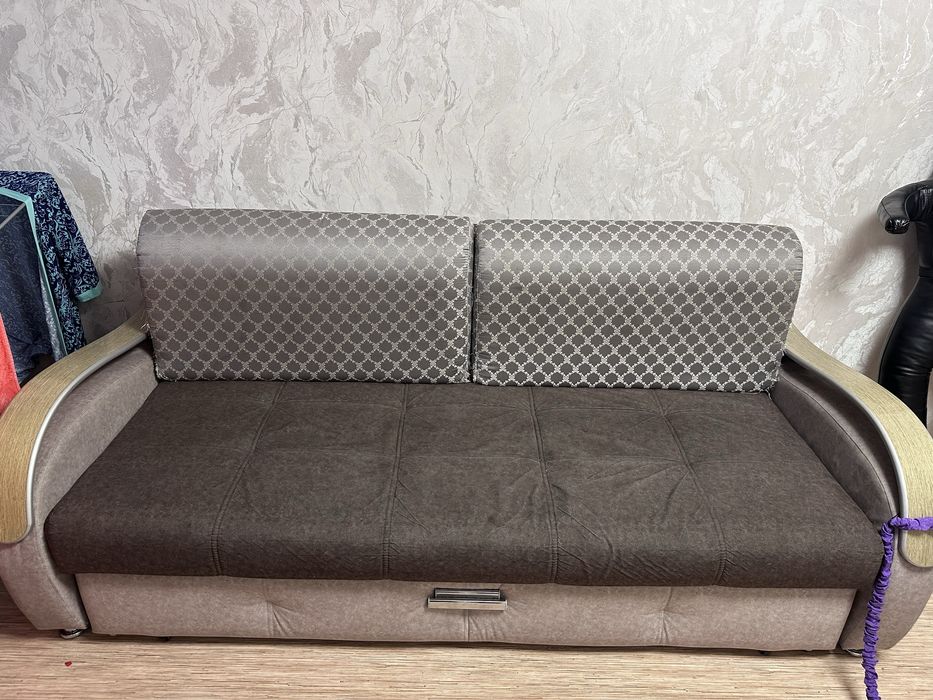 Диван размер 2,25м