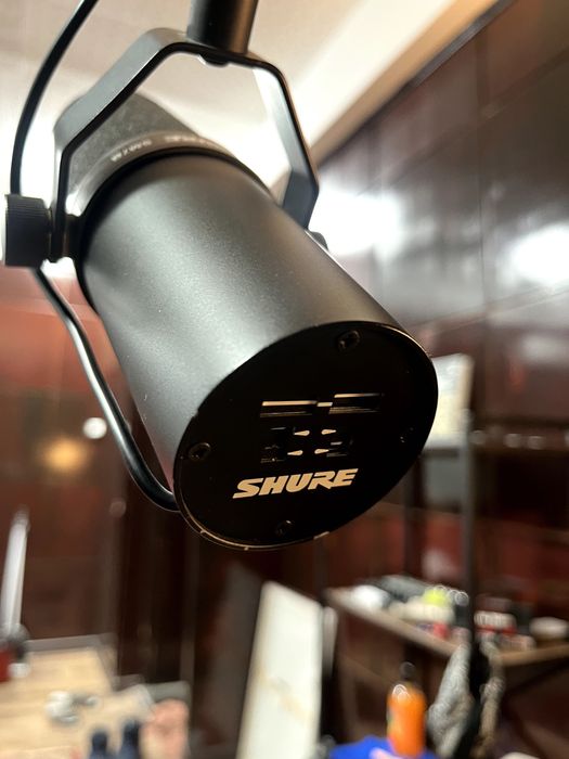 Продам микрофон Shure SM7B + предуселитель Dbx 286s + Пред.ус Dynamite