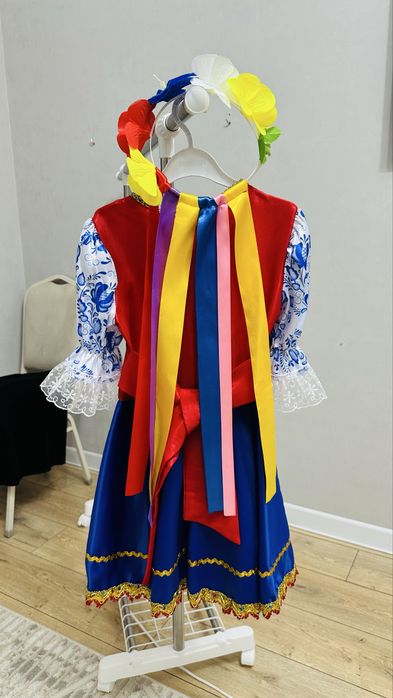 Продам национальный костюм Украины
