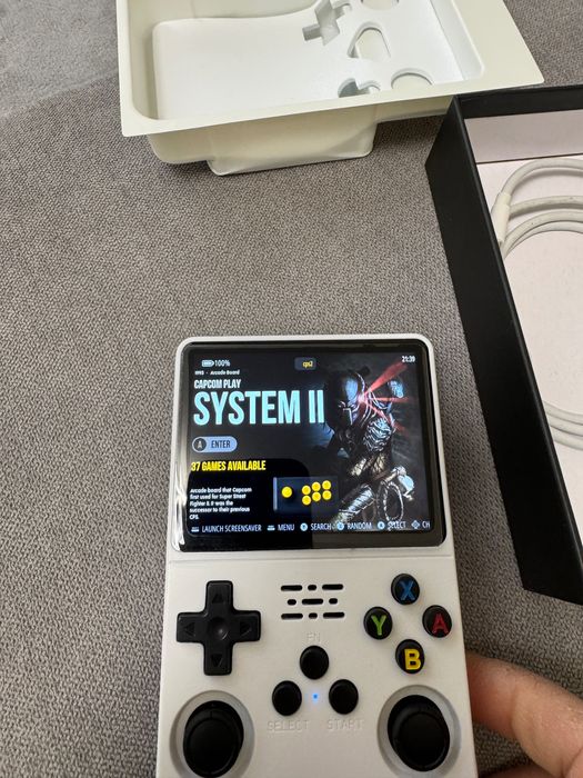 Електронна конзола