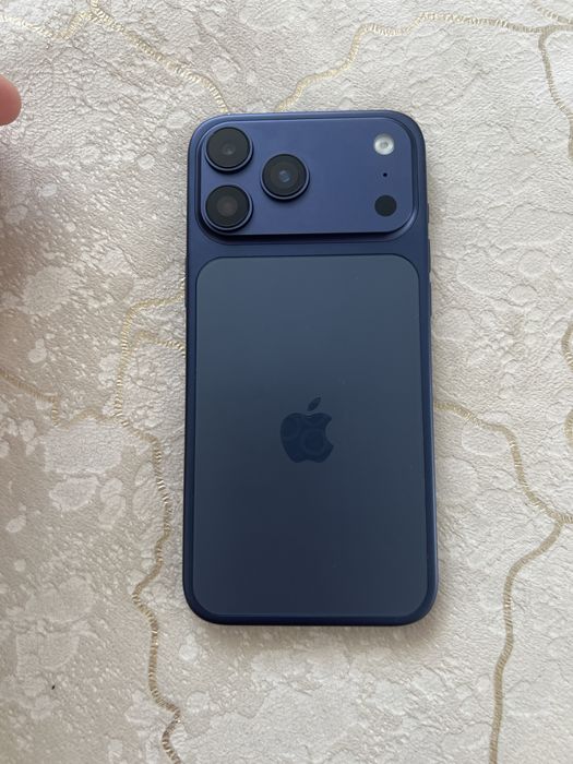 Продам айфон 17 про макс iphone 17 pro max