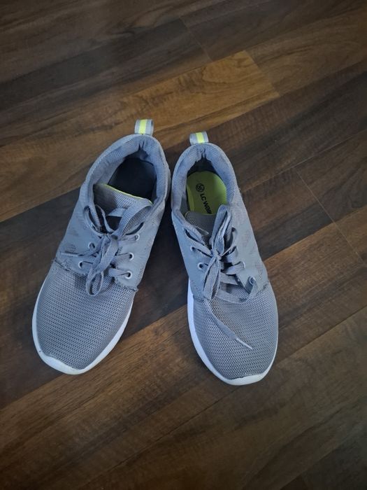 LCW steps adidasi de sport