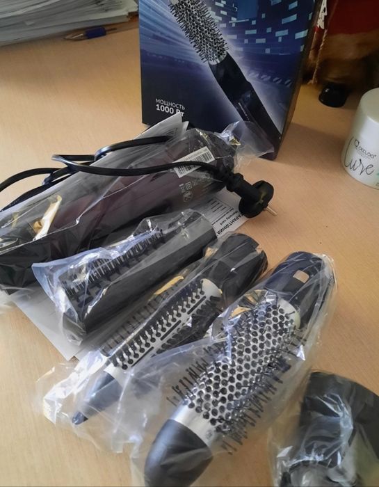 Фен-расчёска электрический "Polaris" Mega Polis Collection PHS 1024