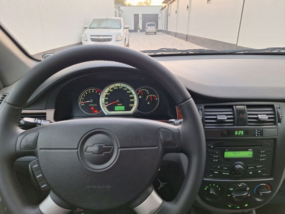 Lacetti 1.8 2013