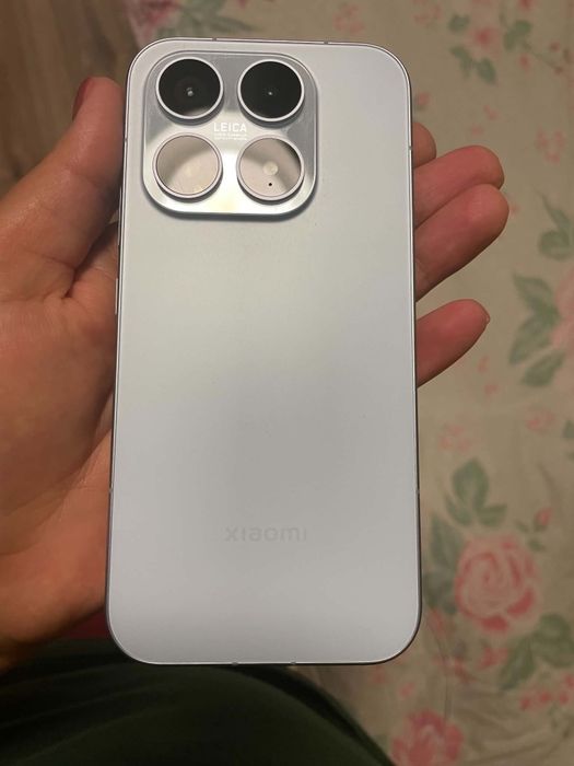 XIAOMI 17 телефон!512ГБ