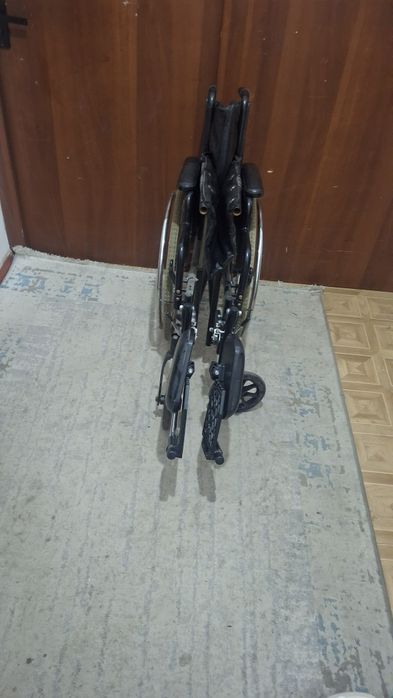 Инвалидная коляска