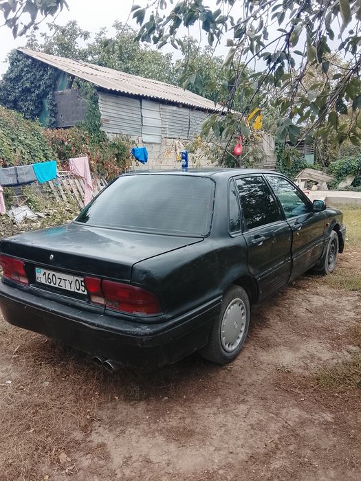 Митсубиси галант за 250000