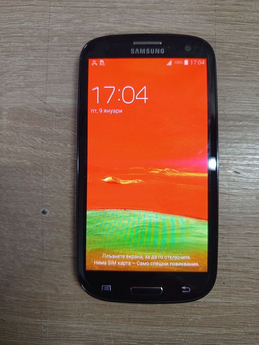 Телефон"Samsung"GT-l9301l
