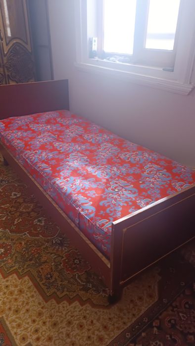 Spalniy qalin matrasi bilan 500