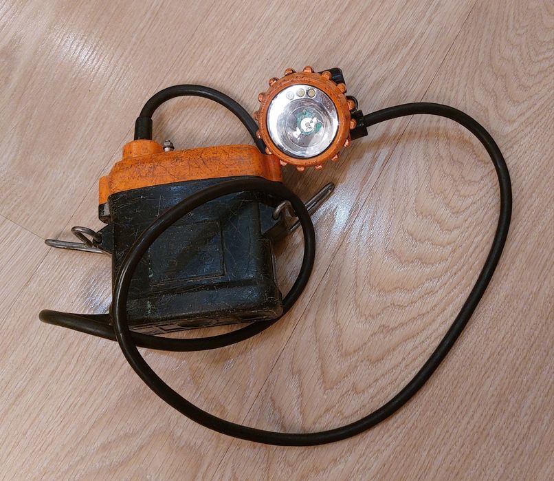 Шахтёрские лампы