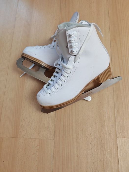 Vând Patine Jackson 200 marime 36