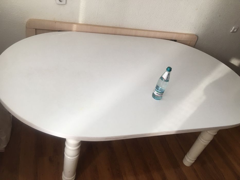 Стол белый