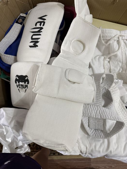 Продам кимано в хорошом состояние