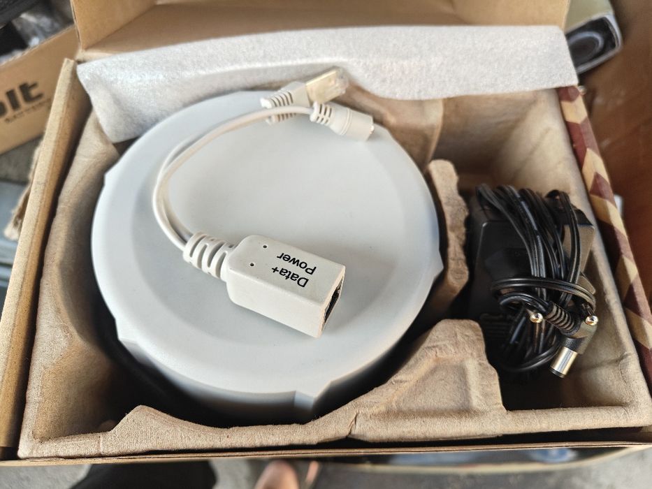 Mikrotik SXT LTE6 kit