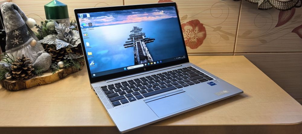 Laptop HP EliteBook 14 G8_i5 1136G7_24GB DDR4_512GB SSD_Metal + Geanta