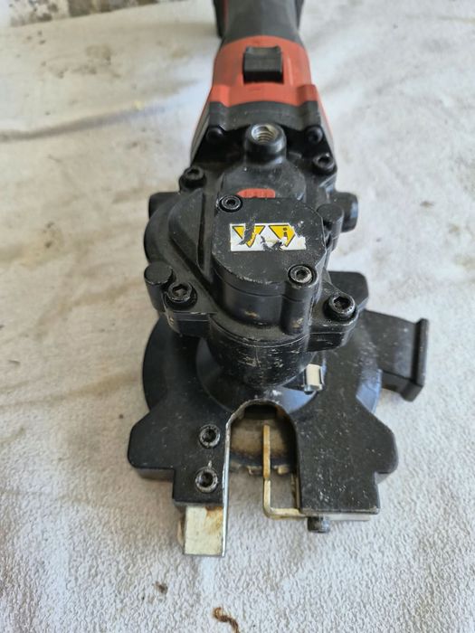 Debitator de bare de armatura Hilti  NRC 6-22 nuron