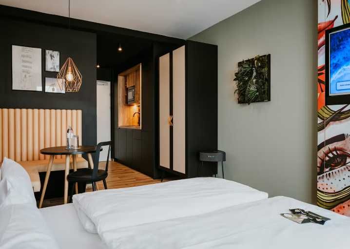 Дава се под наем Едностаен апартамент в Пловдив, Южен - 45 кв.м за 204 € - Снимка #1