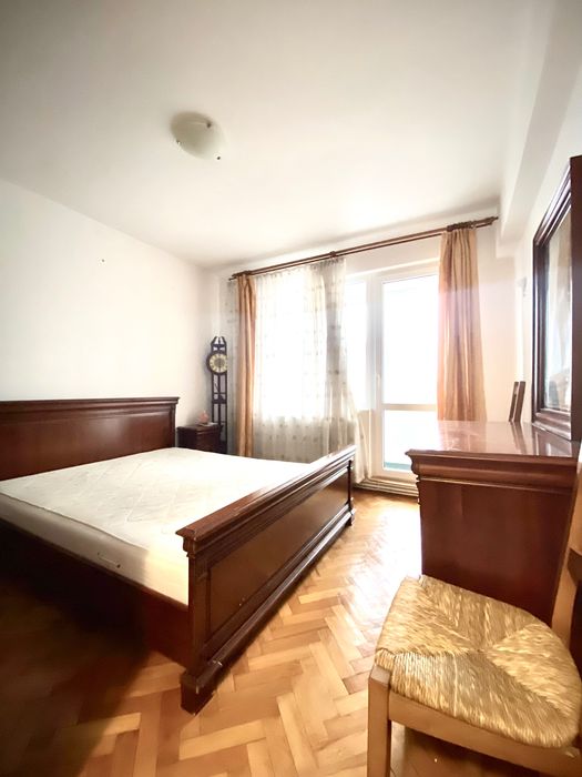 Apartament cu 2 camere de închiriat