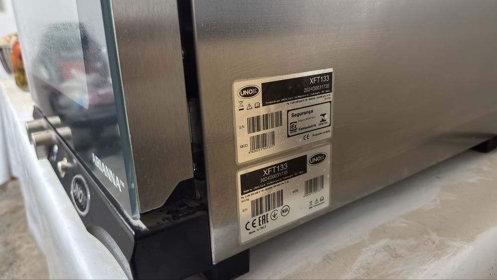 Продается печка Италия unox