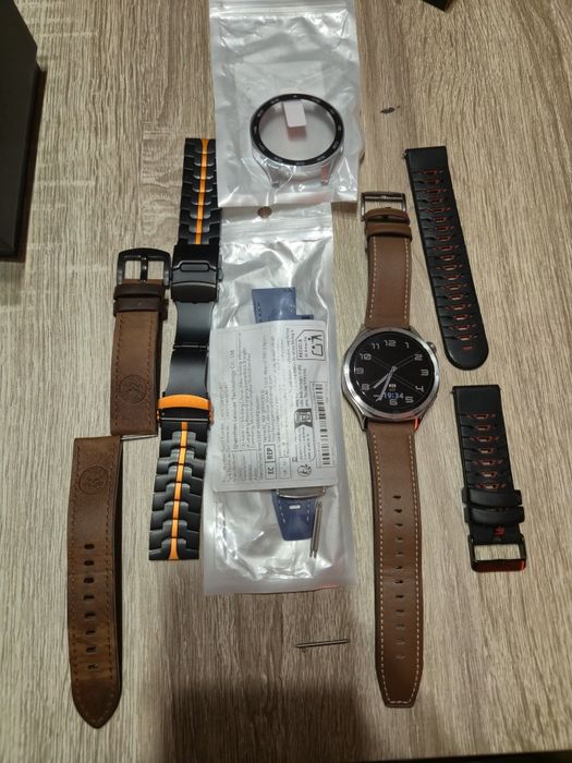 Huawei gt 5 watch brown