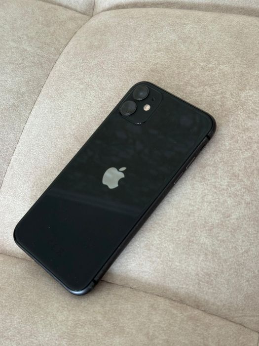 Продаю Iphone 11 64GB