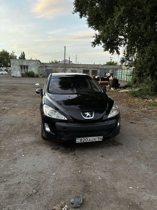 Продам машину пежо 308