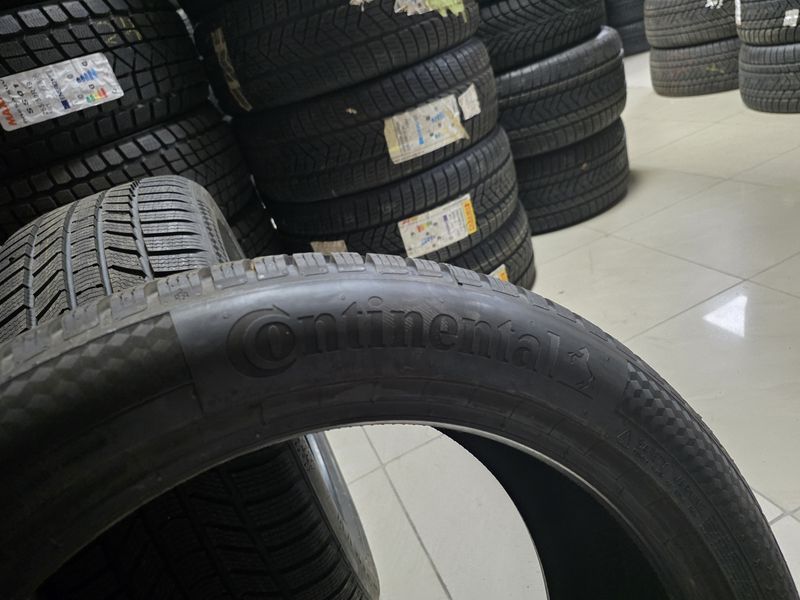 255/45/20//235/50/20 Continental
