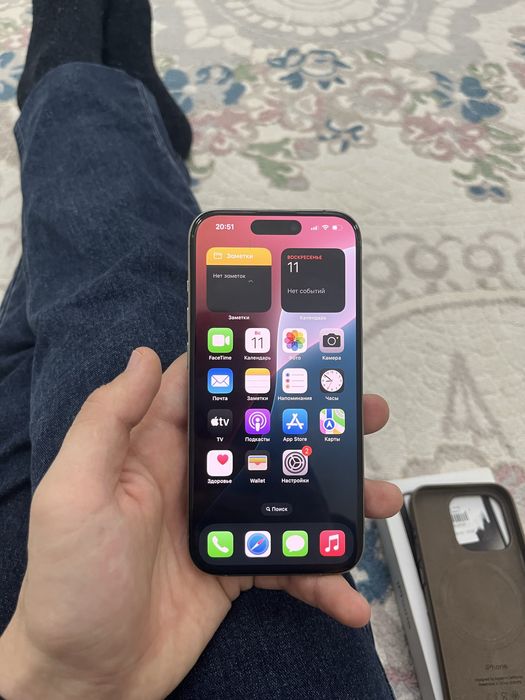 Продаю айфон 15 про