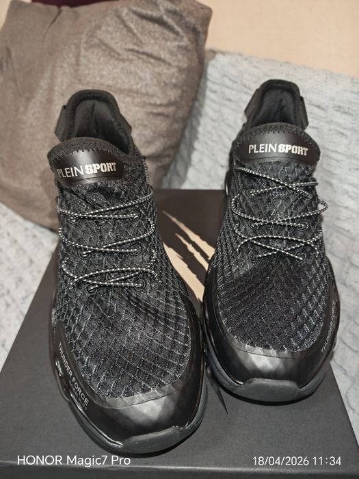 Adidași Plein sport