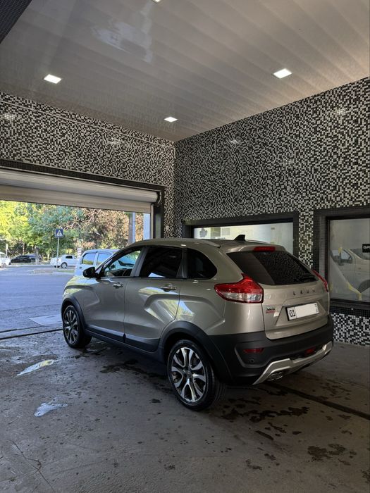 Lada Xray cross в отличном состоянии