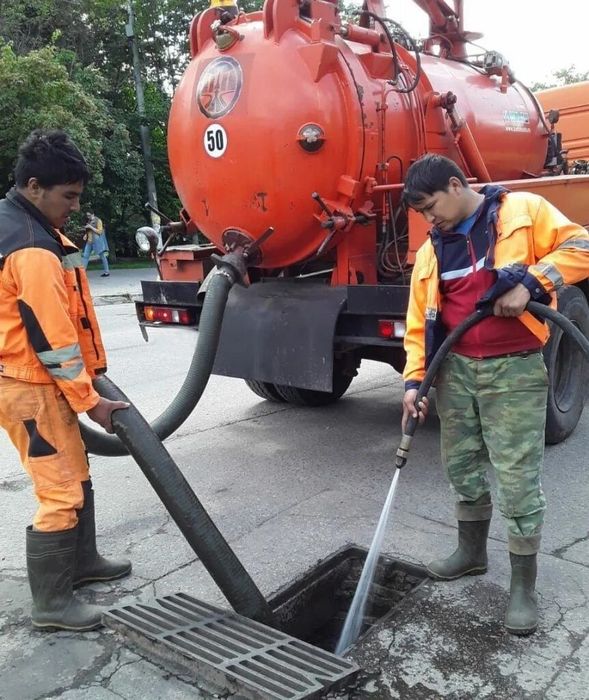 Оказываем услуги ассенизатора, чистка,  стройка и ремонт канализации.