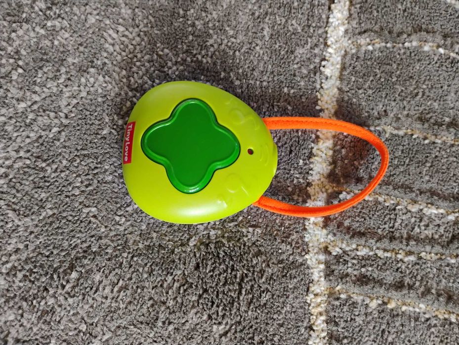 Музикална въртележка с дистанционно Tiny Love