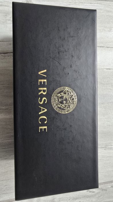 Vând ochelari de soare, VERSACE, originali, impecabili!!!