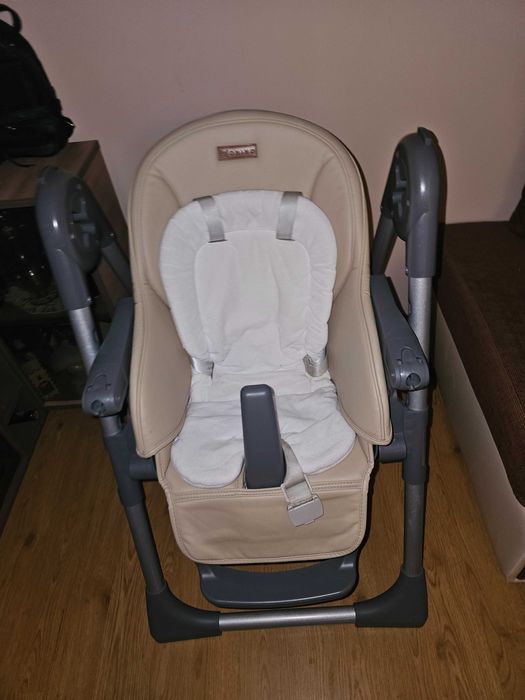 Scaun de masă bebe ONINO – stabil, confortabil, stare excelentă