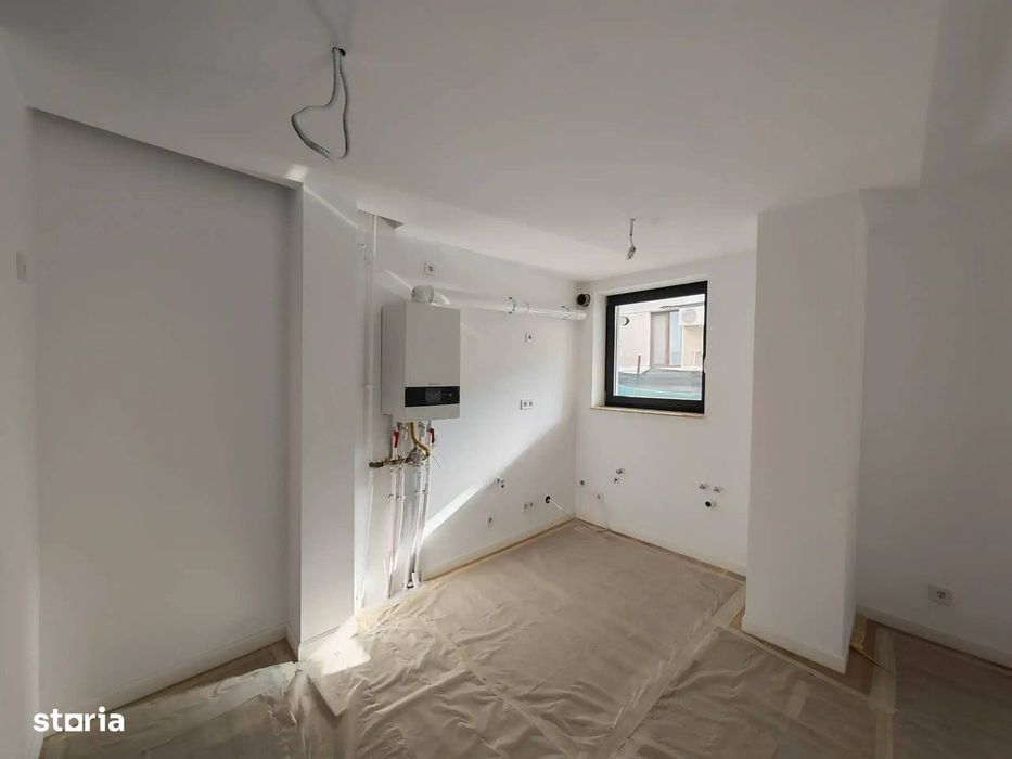 Studio Lux Pache Protopopescu | Metrou | Comision 0 — fotografia 3