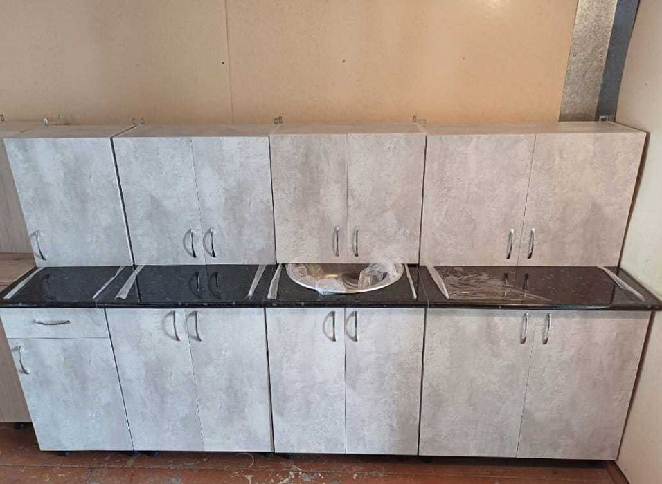 Продам кухонный гарнитур