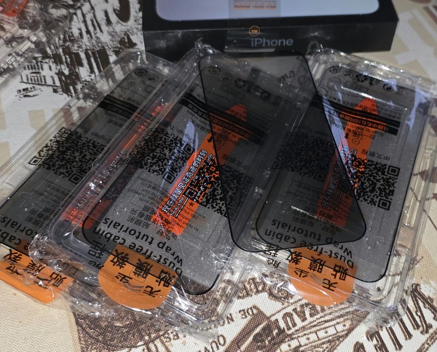 Iphone 13 pro max 128 GB + 4 протектора и 2 кейса