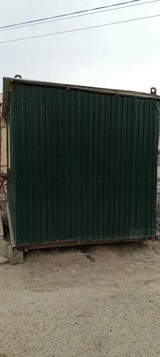 Kantenner akfa eshik deraza va fortichkasi bilan ichi utplyonni