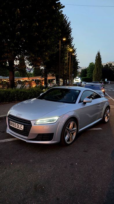 AUDI Tt