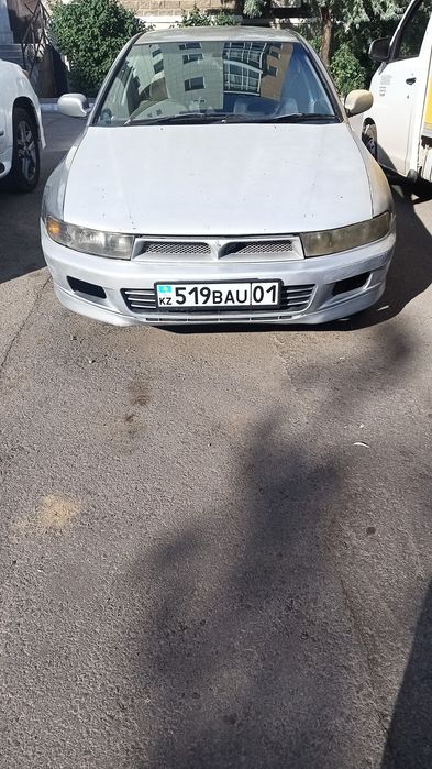 Mitsubishi galant 8