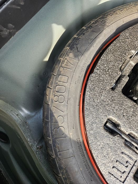 Резервна гума патерица за Hundai i40 135- 80- 17