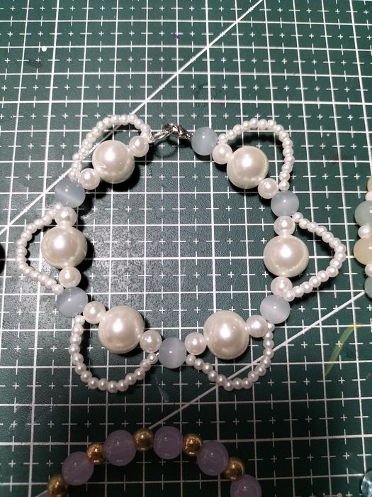 Продаю браслеты.