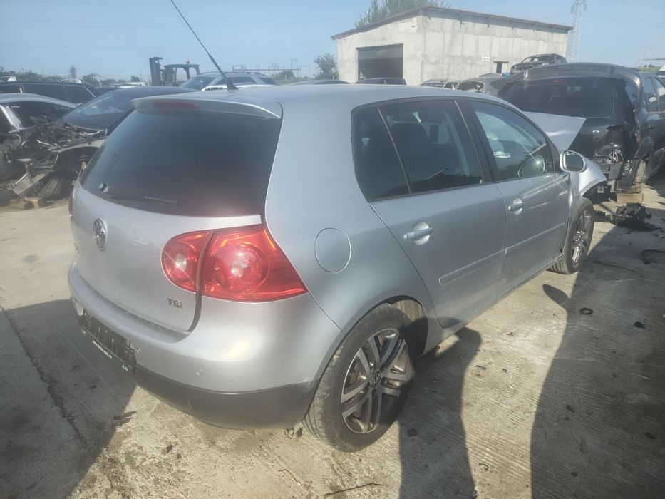 Dezmembrez golf 5 1.4 tsi an fabricație 2009