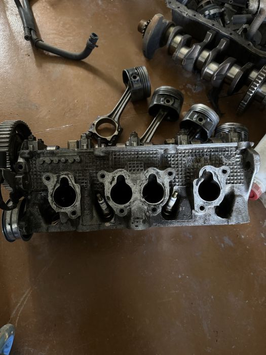 Запчасти на двигатель