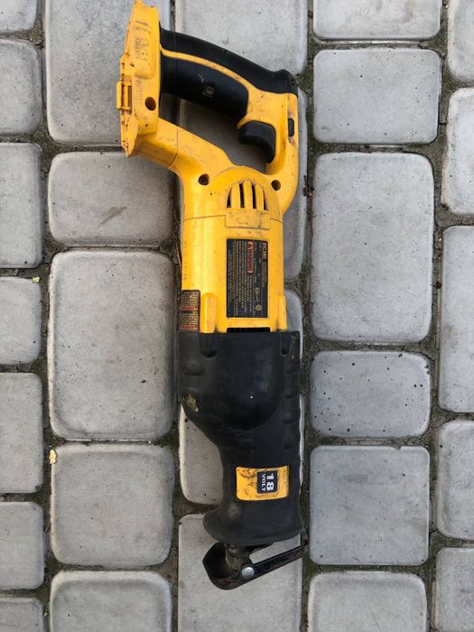 Dewalt инструмент